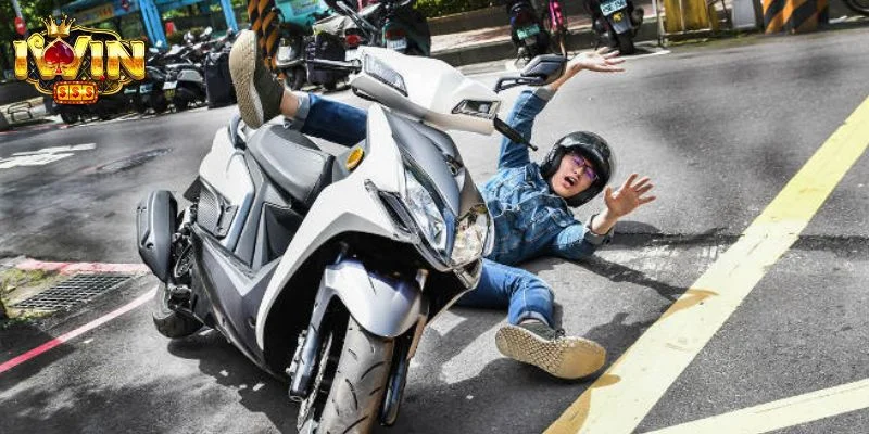 Mơ Bị Té Xe Có Sao Không? Điềm Báo Gì? IWIN Giải Mã Chi Tiết 3 Giải mã giấc mơ bị té xe mở ra cơ hội đánh lô đề đậm tay.